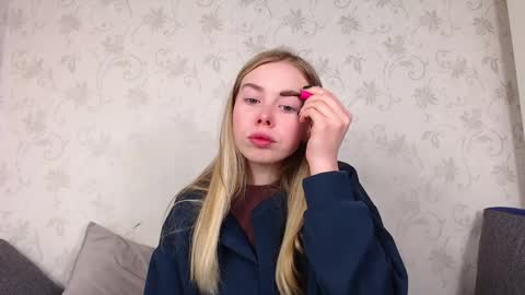 Snapshot of sofia_here chatting on May 13, 12:08 am Sofia here online show from May 13, 12:08 am