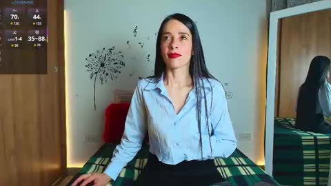 Sofia Kuleth  online show from December 21, 1:02 am