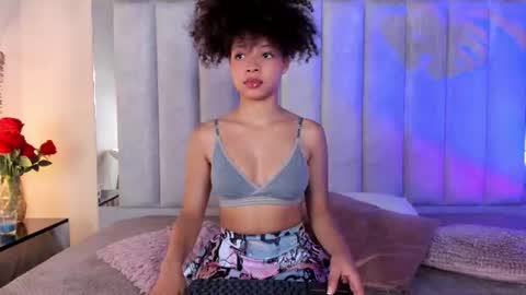 S O F I A  online show from July 16, 8:26 pm