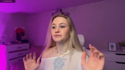 Sofia online show from February 24, 3:26 am