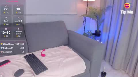 Sofia  online show from July 14, 12:24 am