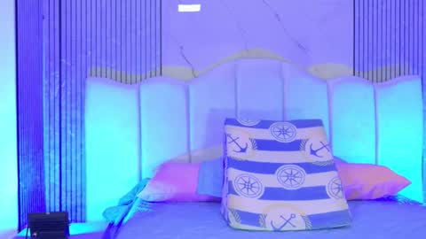 Sofia online show from December 22, 3:03 am