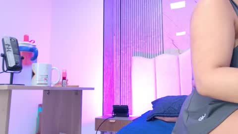 Sofia online show from February 23, 3:04 am