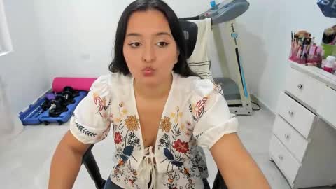 sofia_new online show from November 7, 5:35 pm