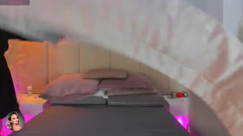 SOFIA PAMELA online show from February 19, 7:21 pm