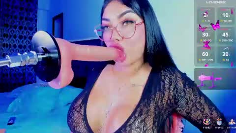 sofia  online show from July 19, 2:26 am