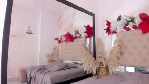 SOFIA online show from December 24, 5:34 pm