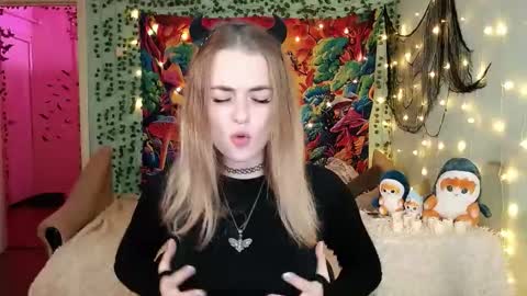 sofia_rosemary online show from November 27, 12:51 pm