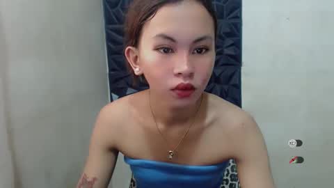 sofia_sweetheart18 online show from October 21, 1:17 am