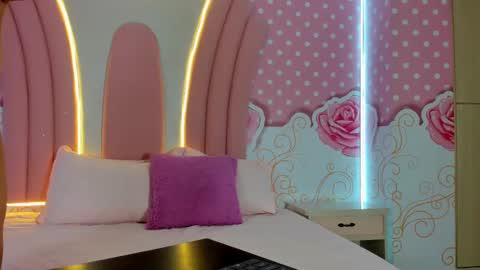 sofiaabigboobs online show from November 19, 11:54 am