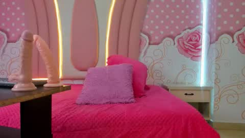 sofiaabigboobs online show from December 17, 11:49 am