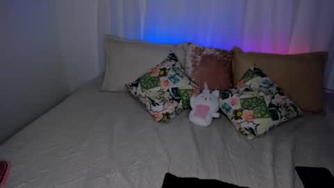 Sofi cortes626 Ig online show from June 13, 8:01 am
