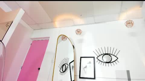Snapshot of sofiaangel18 chatting on June 11, 2:53 am sofiaangel18 online show from June 11, 2:53 am