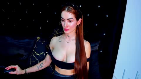 Snapshot of sofiacarter__ chatting on December 27, 2:58 am SofiaCarter online show from December 27, 2:58 am