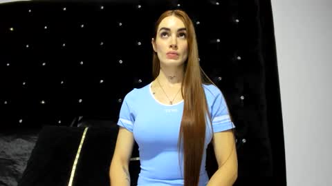 Snapshot of sofiacarter__ chatting on March 29, 2:55 am SofiaCarter online show from March 29, 2:55 am