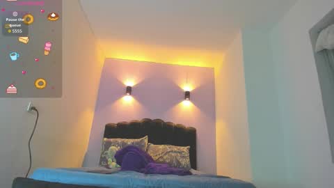 Sofia online show from October 14, 4:13 am