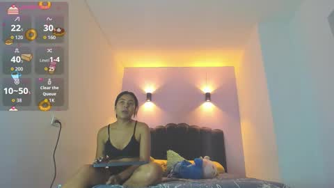 Sofia online show from December 23, 2:53 am