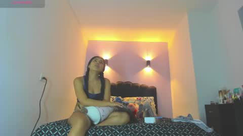 Snapshot of sofiaclaus_19 chatting on May 5, 4:09 am Sofia online show from May 5, 4:09 am