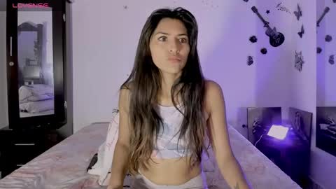 sofiacruz16 online show from December 5, 11:27 am