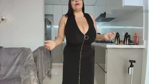 Snapshot of sofiadamon chatting on September 22, 7:38 pm Sofa Damon   SCORE Girl online show from September 22, 7:38 pm