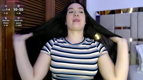 sofiaduque_26 online show from January 12, 8:47 pm