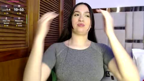 sofiaduque_26 online show from May 24, 7:52 pm