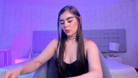 SofiaFontaine online show from December 23, 4:43 am