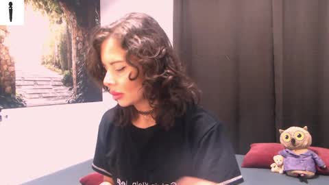 sofialiub online show from May 2, 3:33 am