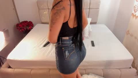 SOFIA independent model  online show from June 24, 8:30 pm