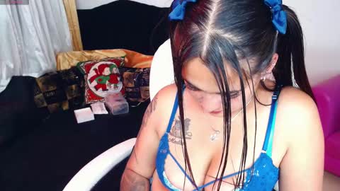 Sofia online show from December 10, 1:32 am