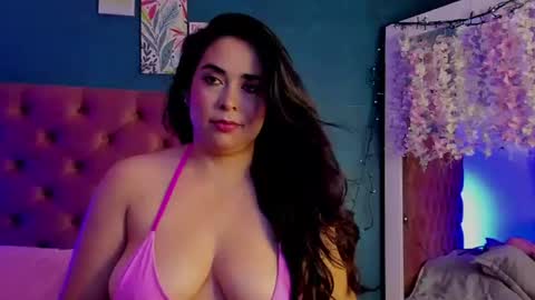 Snapshot of sofiavenegas chatting on June 26, 7:29 pm Sofy online show from June 26, 7:29 pm