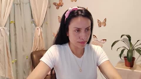 Sofi Bella online show from November 5, 3:34 pm