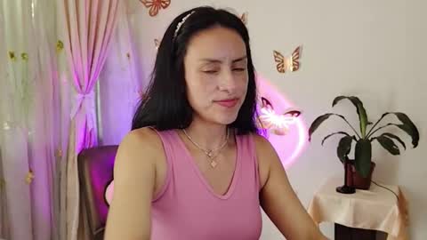 Sofi Bella online show from November 24, 6:40 pm