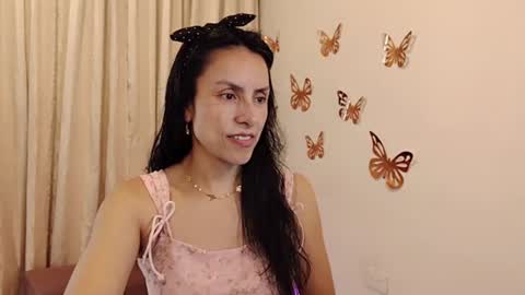 Sofi Bella online show from June 22, 7:11 pm