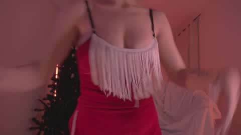 Snapshot of soficb chatting on December 10, 7:43 pm Sofi online show from December 10, 7:43 pm