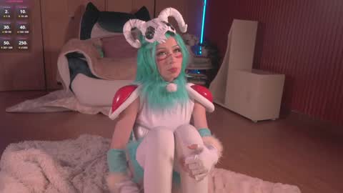 Snapshot of soficb chatting on October 30, 5:20 am Sofi online show from October 30, 5:20 am