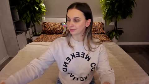 Snapshot of soficroft chatting on December 1, 7:41 pm Sofi online show from December 1, 7:41 pm