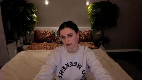 Snapshot of soficroft chatting on December 2, 8:26 pm Sofi online show from December 2, 8:26 pm