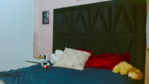 Snapshot of soficute_1 chatting on June 19, 5:34 am sofi online show from June 19, 5:34 am