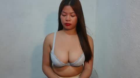 sofie_loorexx online show from February 6, 6:44 pm