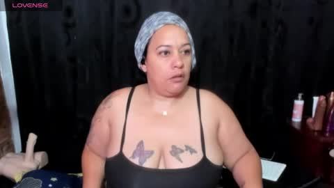Snapshot of sofie_storm chatting on June 6, 11:59 am Vicky online show from June 6, 11:59 am