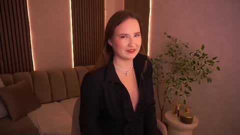 Snapshot of sofiebloom chatting on July 11, 8:00 pm Sofie online show from July 11, 8:00 pm