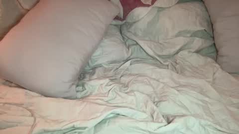 sofiedxx online show from February 6, 5:35 am