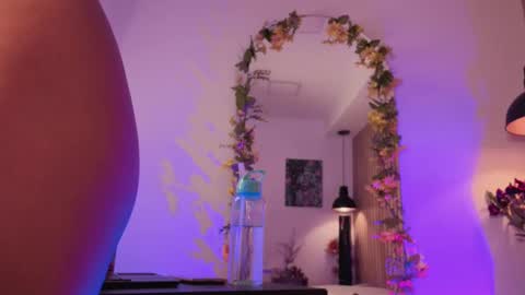 Sofie online show from October 18, 2:51 pm