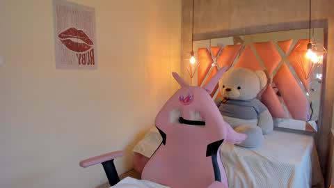 Snapshot of sofii_miller_ chatting on January 14, 10:02 pm online show from January 14, 10:02 pm