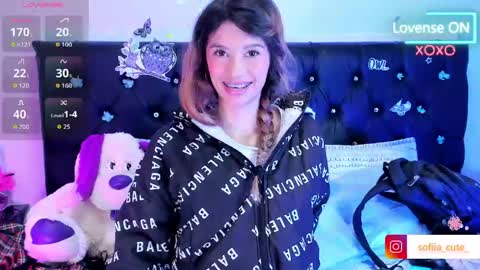 sofiia cute  online show from April 22, 4:26 am