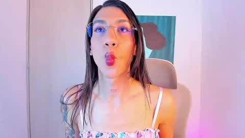 Sofi online show from March 24, 3:28 pm