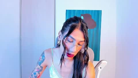 Sofi online show from April 5, 1:08 pm