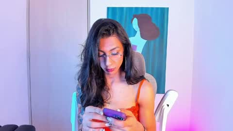 Snapshot of sofiia_grey_ chatting on May 24, 6:02 pm Sofi online show from May 24, 6:02 pm