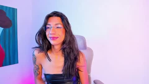 Snapshot of sofiia_grey_ chatting on June 6, 4:44 pm Sofi online show from June 6, 4:44 pm